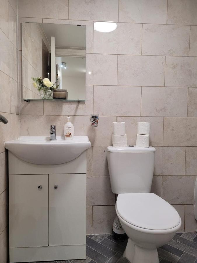 Canary Wharf Apartments Лондон Екстериор снимка